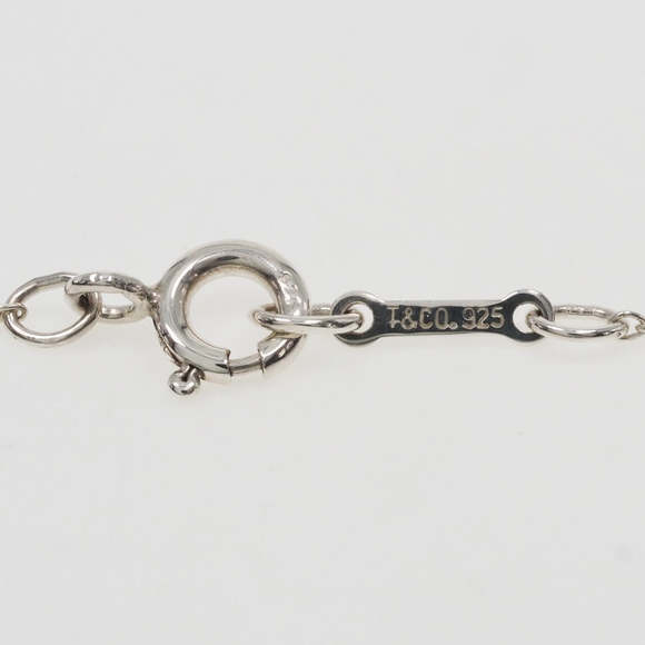 TIFFANY & CO. Kiss Necklace - Picture 6 of 8